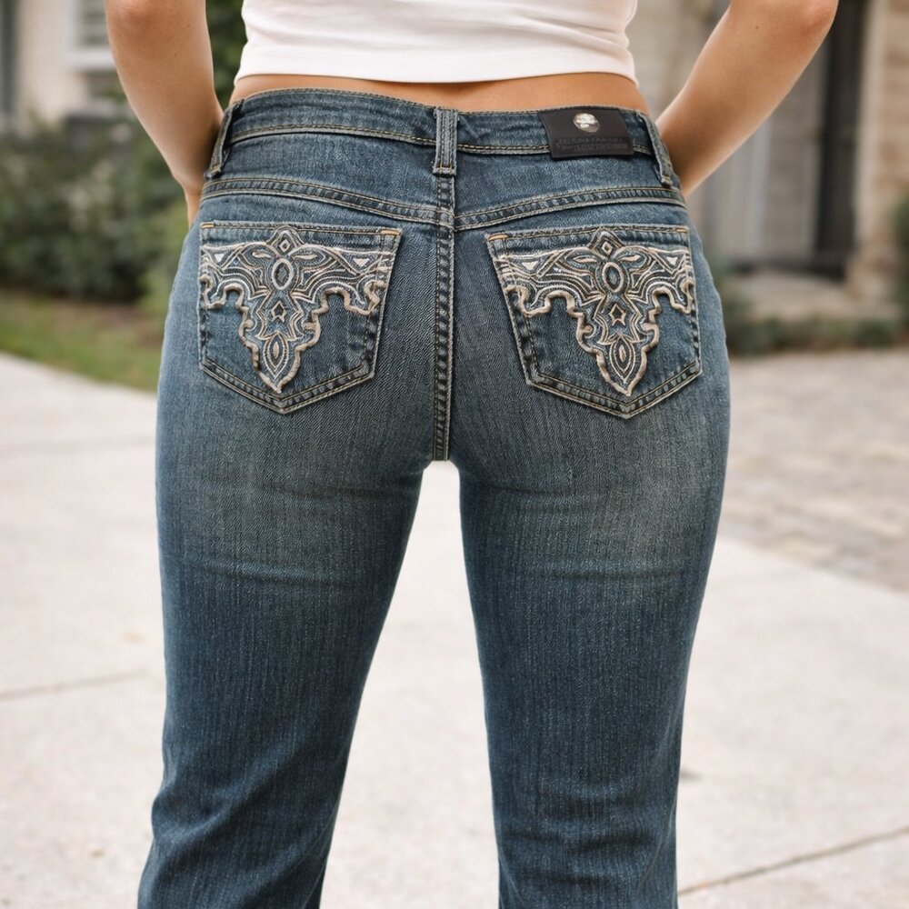 Antik Low-Rise Flare Bootcut Jeans Size 27